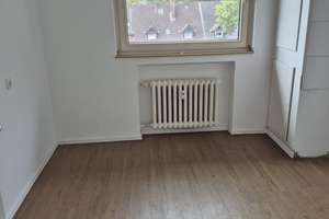 2,5 Zimmer Wohnung in zentraler Lage – Kolpingstr. 105, 47166 Alt-Hamborn, Duisburg – Vorschaubild 2