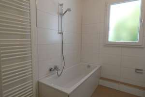 *** Moderne 3,5-Zi-Wohnung mit Balkon in beliebter Lage von Essen-Frohnhausen *** – Overrathstr. 19, 45144 Frohnhausen, Essen – Vorschaubild 4
