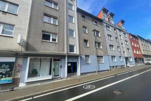2,5 Raum Etagenwohnung mit Balkon und moderner EBK in Bochum-auch WG geeignet