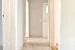 *Attraktive Kapitalanlage – Gut geschnittene 3-Zimmer-Wohnung mit Balkon* – Taklerstraße 11, 28777 Bremen – Vorschaubild 5