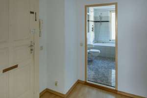 Altbaucharme in begehrter Lage – 2-Zimmer-Wohnung mit individuellem Gestaltungspotenzial – 10405 Prenzlauer Berg, Berlin – Vorschaubild 5