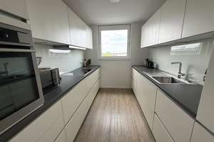 Schöne Dachgeschosswohnung mit tollem Weitblick in Rüttenscheid! – Die vollständige Adresse der Immobilie erhältst du vom Anbieter., 45128 Südviertel, Essen – Vorschaubild 4