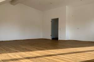 Stilvolle, neuwertige 2-Zimmer-DG-Wohnung mit Balkon und EBK in Aubing, München – Soldhofstr. 8, 81245 Altaubing, München – Vorschaubild 3