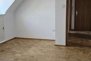 Helle 2-Zimmer Dachgeschosswohnung in Duisburg-Wanheimerort – Eschenstraße 52, 47055 Wanheimerort, Duisburg – Vorschaubild 18