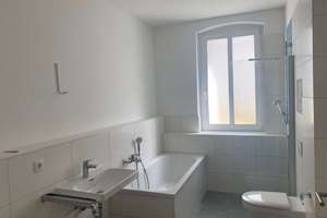 Hochwertige Wohnung mit Balkon, Wanne, Dusche, Fußbodenheizung & Einbauküche! Stellplatz möglich! – Albert-Schmidt-Straße 1, 6110 Südliche Innenstadt, Halle (Saale) – Vorschaubild 22
