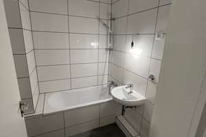 neu möbliertes 1 Zimmer Appartement mit separater Küche und Balkon