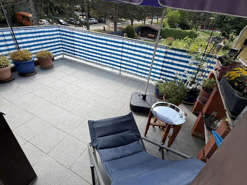 Balkon OG