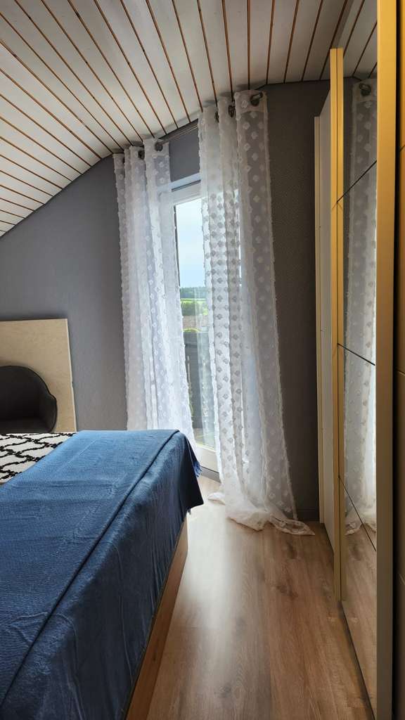 Immobilie in Neuweiler - Privat zu Verkaufen. 2-Zimmer Dachgeschosswohnung mit Balkon. - Bild 3