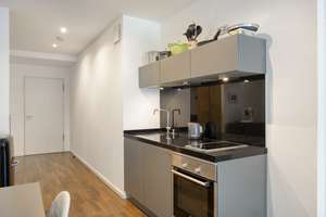 Bezugsfrei – modernes City-Studio zwischen Rhein, Dom und Hauptbahnhof – 50668 Altstadt/Nord, Köln – Vorschaubild 8