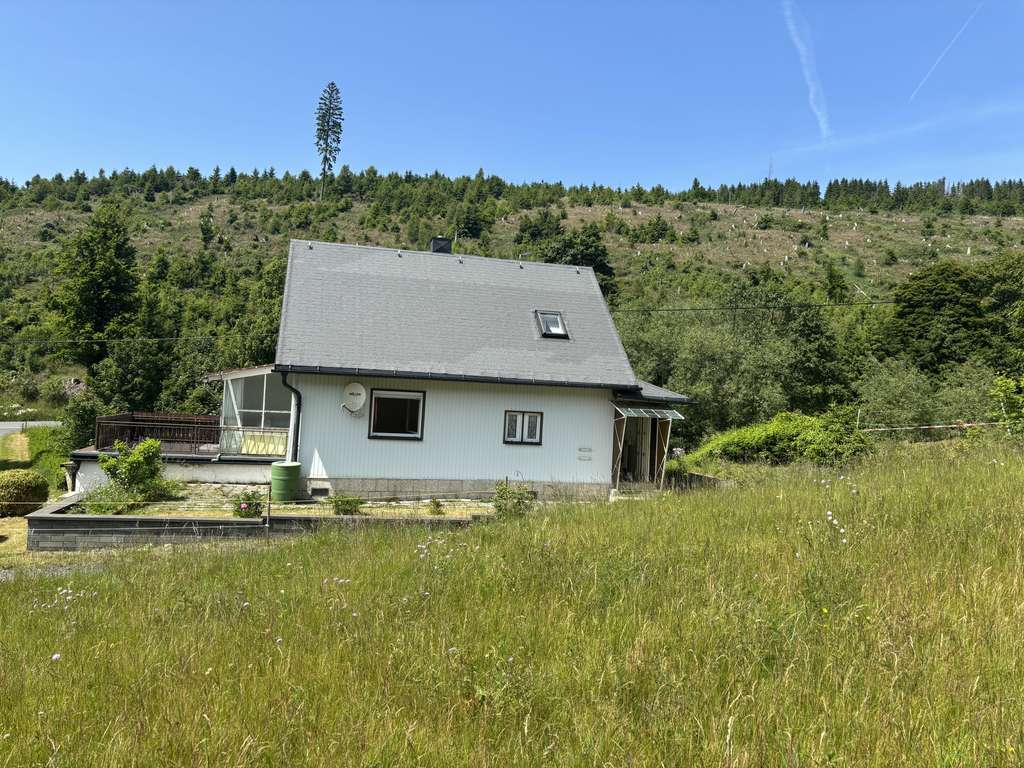 Immobilie in Sonneberg - Einfamilienhaus in ruhiger Lage - Bild 3