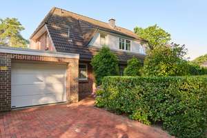 Schönes Einfamilienhaus in bester Lage in Borgfeld – Die vollständige Adresse der Immobilie erhältst du vom Anbieter., 28357 Borgfeld, Bremen – Vorschaubild 2