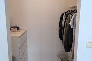 City-Lage, 79 qm, 3 Zimmer, große Loggia, Aufzug, Keller, perfekt.... – Kreutzerstr. 2-4, 50672 Neustadt/Nord, Köln – Vorschaubild 3
