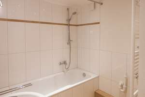 TOP sanierte 3 Zimmer Wohnung in zentraler Lage von Düsseldorf- Friedrichstadt – Herzogstr. xx, 40215 Friedrichstadt, Düsseldorf – Vorschaubild 9