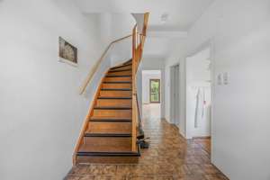 Sanierungsbedürftiges Reihenmittelhaus mit Potenzial – Die vollständige Adresse der Immobilie erhältst du vom Anbieter., 80687 Am Westbad, München – Vorschaubild 2