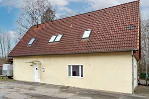 Wohn- und Gewerbeeinheit unter einem Dach in zentraler Lage von Bordesholm – Die vollständige Adresse der Immobilie erhältst du vom Anbieter., 24582 Bordesholm – Vorschaubild 2