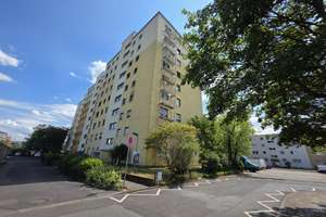 Profi Concept: Heusenstamm - Gemütliche 2-Zimmerwohnung mit Südbalkon und herrlichem Fernblick