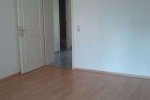 Schöne 3-Raum-Wohnung in ruhiger Lage ab Juli zu besichtigen – Lassallestraße 34, 8058 Nordvorstadt, Zwickau – Vorschaubild 10