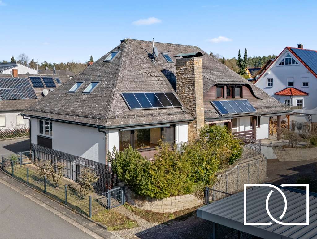 Immobilie in Winkelhaid - Exklusives Anwesen! Modernisiertes Mehrgenerationenhaus mit Wellnessbereich in ruhiger Lage - Bild 0