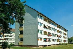 Wohnen in Fallersleben: Attraktives Zuhause im 1. OG – mit Tageslichtbad und Loggia – Die vollständige Adresse der Immobilie erhältst du vom Anbieter., 38442 Fallersleben, Wolfsburg – Vorschaubild 1