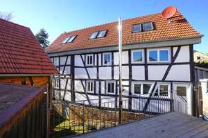 Idyllisch wohnen in einem kernsanierten ehemaligen Schulhaus-Ensemble – Die vollständige Adresse der Immobilie erhältst du vom Anbieter., 36041 Fulda – Vorschaubild 1