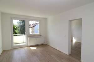 Hey, grüner wird´s nicht! Sonnige 2 Zimmer mit BALKON – Steinwiese 26, 9116 Altendorf, Chemnitz – Vorschaubild 4