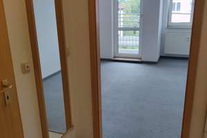 Alltagstaugliche, möblierte 1-Zimmer-Apartment in Nürnberg – Nordring 102, 90409 Maxfeld, Nürnberg – Vorschaubild 1