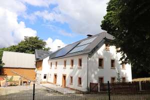 Wohntraum mit viel Wald+ Wiesen+ Stallungen uvm – Die vollständige Adresse der Immobilie erhältst du vom Anbieter., 95131 Schwarzenbach am Wald – Vorschaubild 2