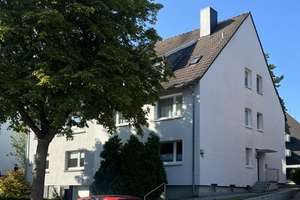 3-Zimmer-Wohnung zur Miete  60m² Dachgeschoss im 3-Familien-Haus mit Garten