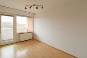 vernachlässigte Wohnung sucht neuen Besitzer und belohnt mit viel Platz – 30627 Groß-Buchholz, Hannover – Vorschaubild 3