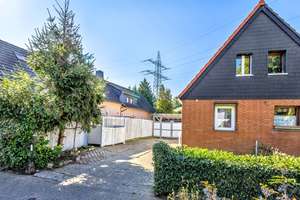 Kompakte und kernsanierte Doppelhaushälfte auf weitläufigem Grundstück in ruhiger Lage von Bensberg! – Die vollständige Adresse der Immobilie erhältst du vom Anbieter., 51429 Lückerath, Bergisch Gladbach – Vorschaubild 18