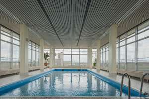 Attraktive 2-Zimmer-Wohnung mit Panoramaausblick und Wellnessbereich im Haus