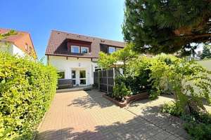 Zwei stilvoll getrennte Wohneinheiten – ein Anwesen mit Charme, Privatsphäre und nachhaltigem Wert – Die vollständige Adresse der Immobilie erhältst du vom Anbieter., 64295 Darmstadt-West, Darmstadt – Vorschaubild 17