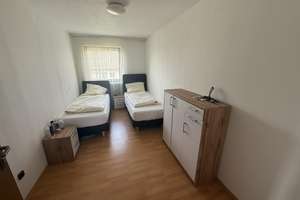 Brandlberg-Idylle trifft urbanen Lifestyle - Stilvolles Zweifamilienhaus mit großzügigem Wohnkomf... – Die vollständige Adresse der Immobilie erhältst du vom Anbieter., 93055 Brandlberg-Keilberg, Regensburg – Vorschaubild 3