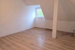 Geräumiges 9-Zimmer-Haus in Berlin-Wittenau (Reinickendorf) – Die vollständige Adresse der Immobilie erhältst du vom Anbieter., 13435 Wittenau, Berlin – Vorschaubild 29