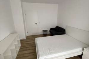 Möbliertes WG Zimmer in 3er WG – Ostendstr. 12, 70190 Ostheim, Stuttgart – Vorschaubild 2