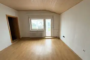 Unmittelbar am Nürburgring: Mehrfamilienwohnhaus mit Potential – Ahrweiler (Kreis) – Vorschaubild 40