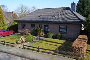 Gemütlicher Bungalow mit eingewachsenem Garten in ruhiger Lage – Ihr neues Zuhause! – Nordfriesland (Kreis) – Vorschaubild 1