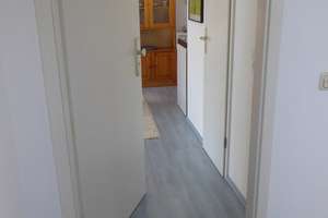 Niedlicher geht´s kaum! - Möblierte 1-Raum mit Balkon in ruhiger Lage – Robert-Blum-Str. 10, 9116 Schönau, Chemnitz – Vorschaubild 2