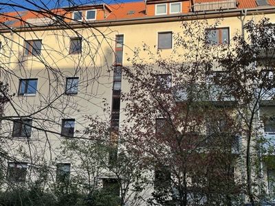 Helle 3 Zimmer Altbauwohnung Östliches Ringgebiet