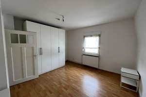 Helle, ruhige Wohnung mit zwei Zimmern in Rüsselsheim