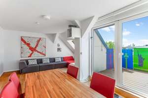 Stilvolle Dachgeschosswohnung mit großer Südwest-Terrasse und hochwertiger Modernisierung in Pankow – Die vollständige Adresse der Immobilie erhältst du vom Anbieter., 13156 Niederschönhausen, Berlin – Vorschaubild 6