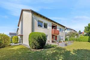 Zweifamilienhaus in attraktiver Wohngegend in Weiden – Die vollständige Adresse der Immobilie erhältst du vom Anbieter., 92637 Weiden-Ost I, Weiden in der Oberpfalz – Vorschaubild 1