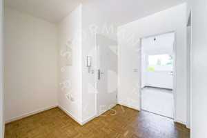 Vollständig renovierte Dachgeschosswohnung in bester Lage – Lotharstraße 11, 40547 Düsseldorf – Vorschaubild 2