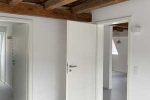 Außergewöhnliche 2-Zimmer-DG-Wohnung mit Einbauküche – Benckendorffstraße 28, 70199 Stuttgart – Vorschaubild 8