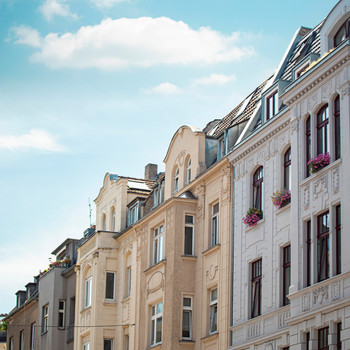 Mehrfamilienhaus-Ensemble mit 19 Wohneinheiten in zentraler Lage von Offenbach am Main