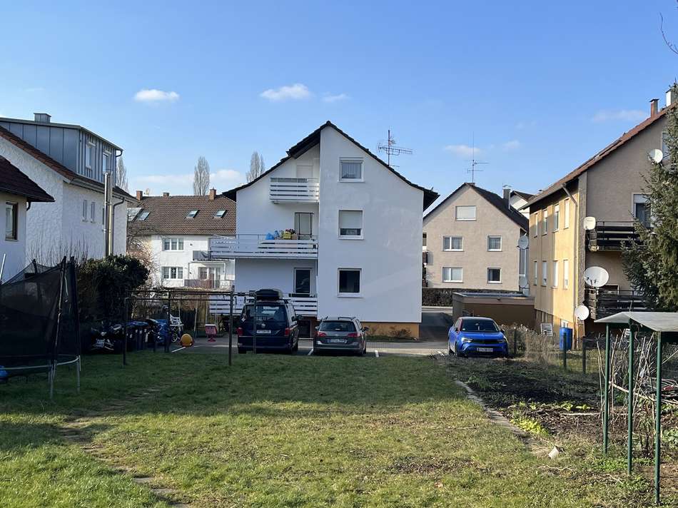 5-Familienhaus + 5 Stellplätze