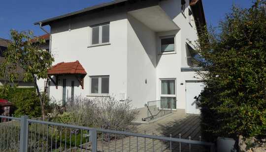 Bild von Luxuriöse Doppelhaushälfte mit ELW