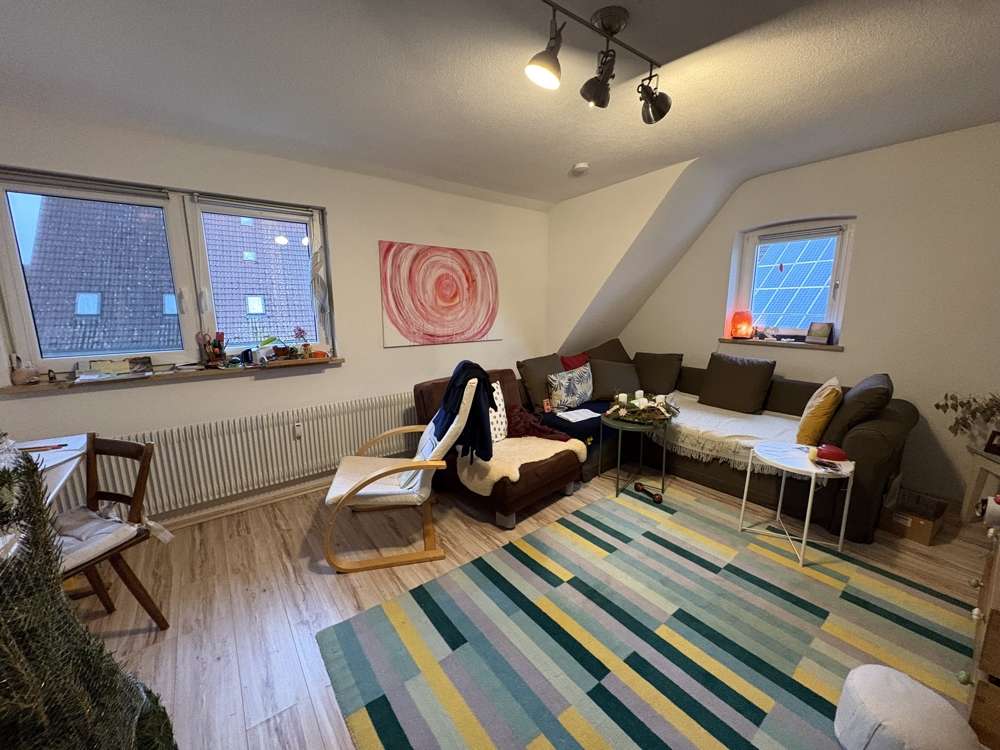 Immobilie in Crailsheim - Großes, vermietetes 2 Familienhaus mit Ausbaumöglichkeit auf ca. 3.361 m² großem Grundstück - Bild 6