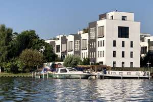 Stadthaus mit Garten, Dachterrassen und Atelieretage auf der Halbinsel Stralau – Fischzug 11, 10245 Friedrichshain, Berlin – Vorschaubild 3