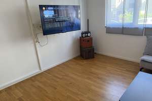 Stilvolle, möbelierte 2-Zimmer-Erdgeschosswohnung mit geh. Innenausstattung mit EBK – Kiesstraße 17, 64283 Mitte, Darmstadt – Vorschaubild 5